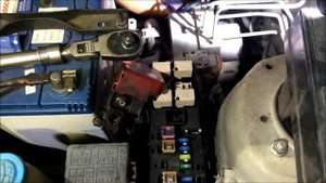 How to remove starter motor suzuki liana 2006. 拆除suzuki liana 2006啟動馬達