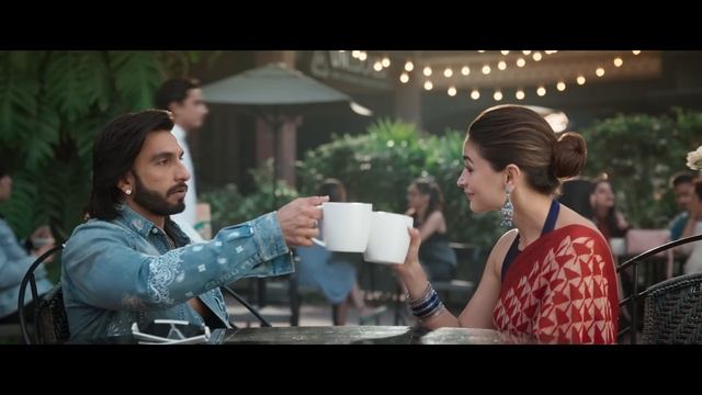 #RockyAurRaniKiiPremKahaani - OFFICIAL TRAILER | Dharmendra, Jaya, Shabana, Ranveer, Alia | Karan