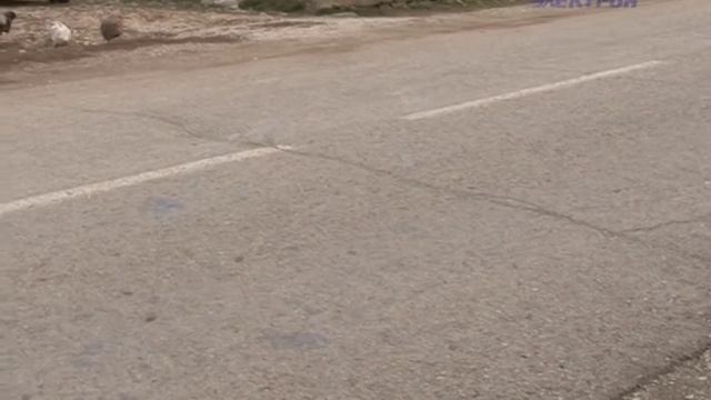 Из 66 млн. рублей, выделенных на ремонт краевых сельских дорог, 3 млн. достанутся х.Новоукраинскому смотреть онлайн