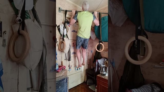 Подтягивания в День рождения смотреть онлайн