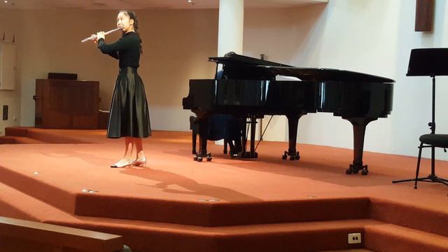 Dutilleux sonatine ( live ). Sep 2018 in a competition final смотреть онлайн