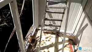 Обычный французский балкон