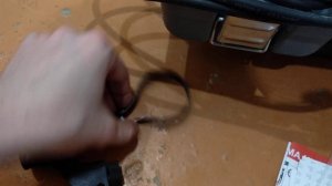 Перфоратор электрический Интерскол П-26/800ЭР. Хилое крепление ручки.