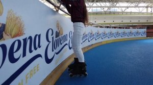 Трюки на роликах ,,бабочка". Как научиться делать бабочку. #roller #slalom #rolki