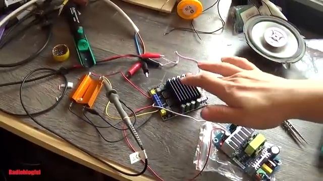 Усилитель на TDA7498 и блок питания для него смотреть онлайн