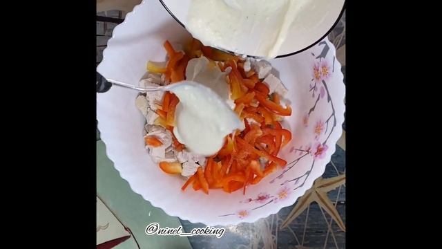 Салат из авокадо с куриной грудкой смотреть онлайн