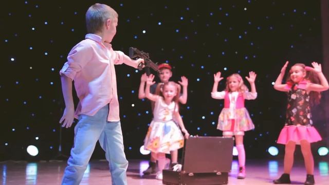 Миша Джеломанов+KIDDO - Этюд "Кем я хочу стать" ("Дети с небес") смотреть онлайн