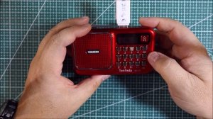 Дешевый цифровой FM радиоприемник с аккумулятором 18650, блютус и МП3