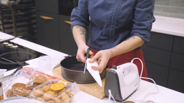 Новогодний йогуртовый торт | Рецепт бренд-шефа ВкусВилл