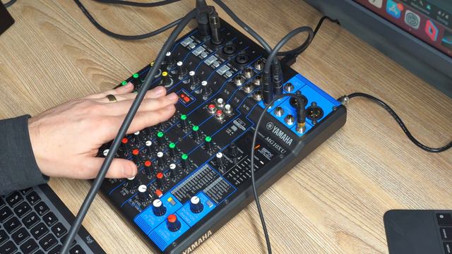 Yamaha MG10XU, Vale a Pena? - Placa de som e Mesa de Som com 10 Canais смотреть онлайн