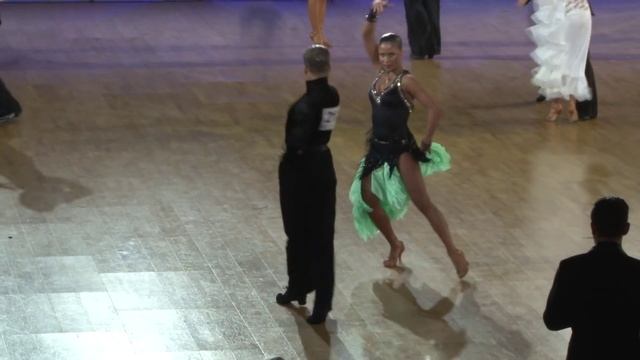 Dmitry Pugachev - Svetlana Sovetchenko, 1/4 Pasodoble смотреть онлайн