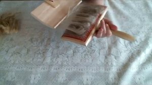 Шерсть для валяния. Чешем шерсть ручными кардерами