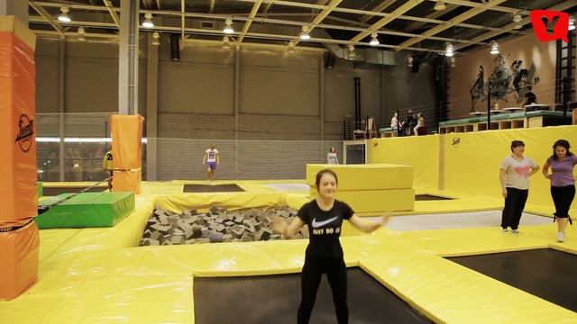 YELL TV Piter - Пользователи Yell в батутном парке Jump Family смотреть онлайн