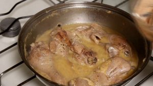 Тушеная курица в майонезе. Очень вкусное и нежное мясное блюдо!!!