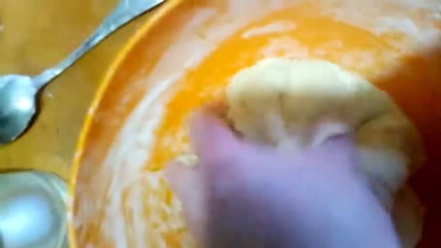 Дрожжевые пончики, видео рецепт приготовления