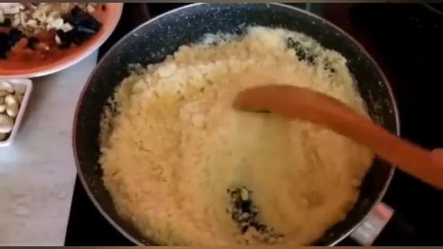 sweet dish with semolina (milk and nuts)~ халва манная с орехами на молоке смотреть онлайн