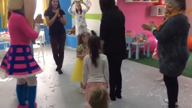 Роза Барбоскина на празднике!!! смотреть онлайн