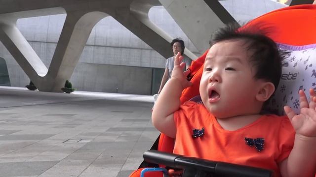 동대문DDP (Sony HDR-CX900) смотреть онлайн