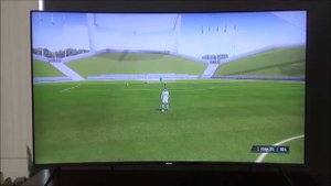 Как сделать ложный удар в FIFA 18