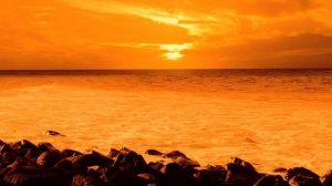 Самый красивый оранжевый закат. Расслабляющая музыка для отдыха. Теплый закат. Шум моря с музыкой.