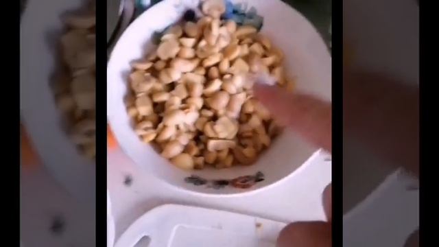 Салат Нежность, очень вкусный салат с грибами смотреть онлайн