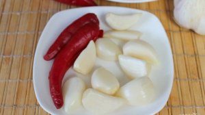 Аджика из перца и чеснока без варки