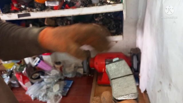 Допиливаем тормозные колодки без колхоза некуда смотреть онлайн