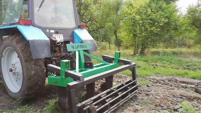 Испытание глубокорыхлителя для МТЗ 82. Первый выезд глубокорыхлителя Чарлика.