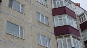 Житель Сургута, угрожавший полицейским ружьем, до этого поджег дверь бывшей жены