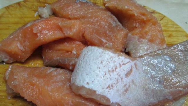 Засолка семги с медом и калиной