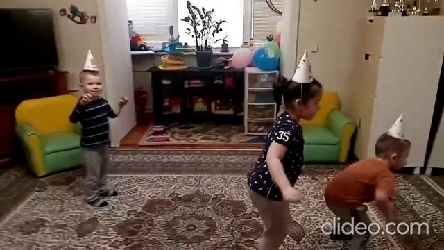 День рождения Саши смотреть онлайн