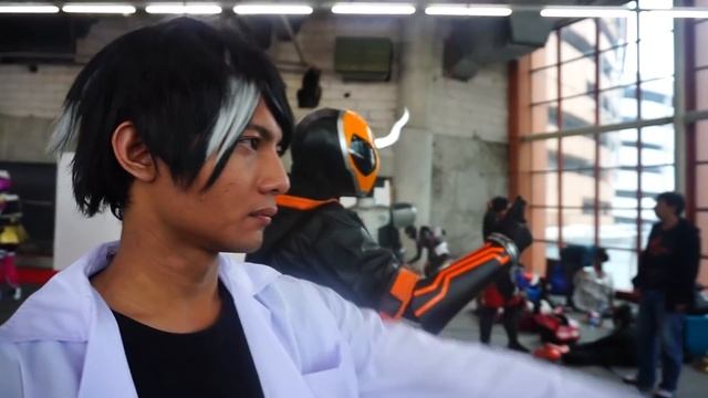 KAMEN RIDER HENSHIN IN INDONESIA!!! (TOKUSATSU HENSHIN)インドネシアの仮面ライダーヘンシン смотреть онлайн