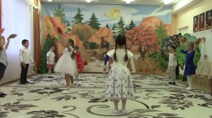 Танцевальная композиция "Проказница Осень"