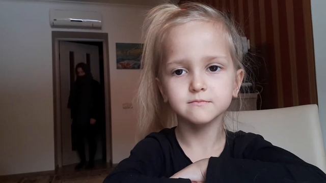 Мама и дочка. Обмен ролями. День наоборот. смотреть онлайн