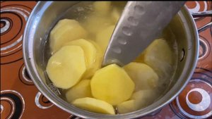 ЛОСЯТИНА С КАРТОШКОЙ. ЛОСЯТИНА НА ПРОТВИНЕ В ДУХОВКЕ. ЖАРКОЕ ИЗ ЛОСЯТИНЫ.