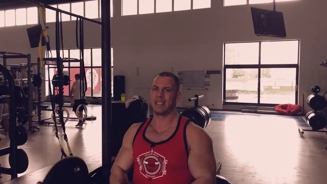 Triceps super set. Training tip for bigger arms.