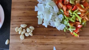 Жарим мясо. Говядина в соевом соусе.