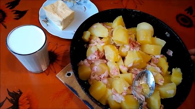 Запечённый картофель с беконом и сливками