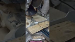 Чистый лазерный указатель в торцовочной пиле! Лёгкий способ, сделай своими руками!