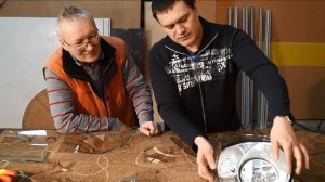 Моллирование. Видео из печи и резка гнутого стекла