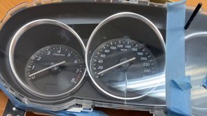 Полировка автомобиля - прозрачный пластик панели приборов