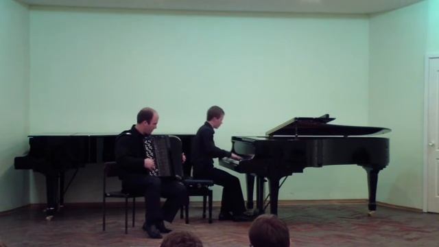 Концерт для баяна и фортепиано в 3-х частях "В отражении Исаака Дунаевского" смотреть онлайн