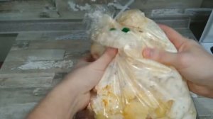 Свиной окорок в рукаве для запекания с картошкой. Получается очень ссссочно!