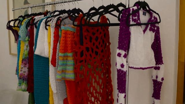 Detrás de cámaras - Colección Primavera-Verano 2022  Estambres Karina. Tejidos en agujas y gancho. смотреть онлайн