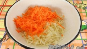 Салат с колбасным сыром и морковью