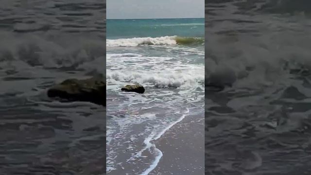 ?? Чёрное море немного штормит #3/Черно море е малко бурно #3 31.08.2019 #Болгария #море #shorts смотреть онлайн