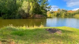 На земле горных мари. Красота природы. Плотина вблизи деревень