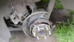 Hyundai H1 Grand Starex - замена колодок ручника