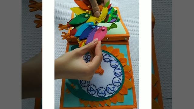 Книга из фетра и ткани с Динозаврами #babybook смотреть онлайн