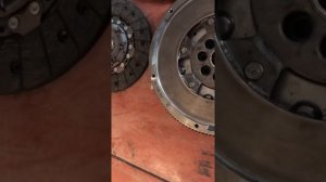 Маховик volkswagen T 5 2005,причина быстрого износа маховика